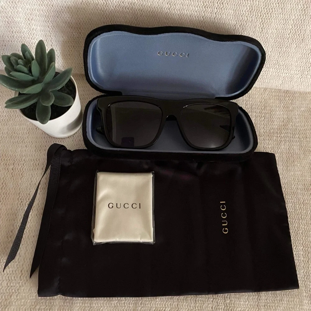 ✨🆕✨Brand New Gucci Sunglasses - Picture 2 of 9